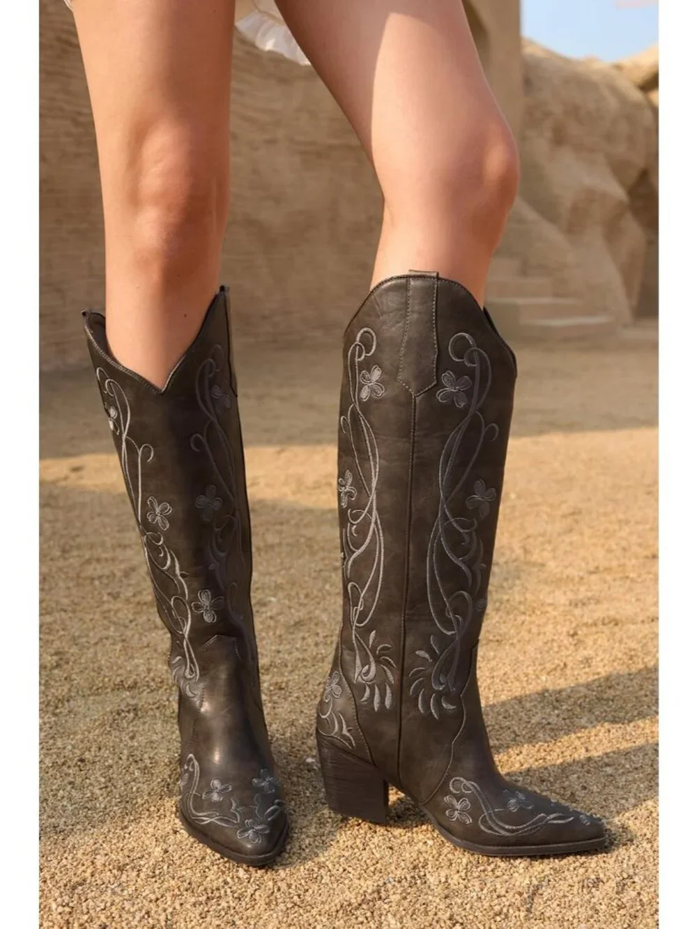 Women's Dark Bronze pu Knee High Floral Embroidered Vintage Cowgirl Boots